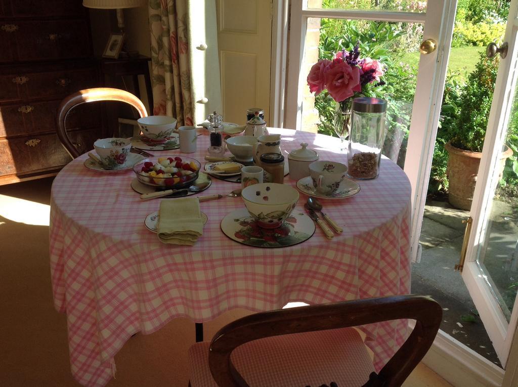 Collingbourne Kingston Brunton Farmhouse酒店 外观 照片