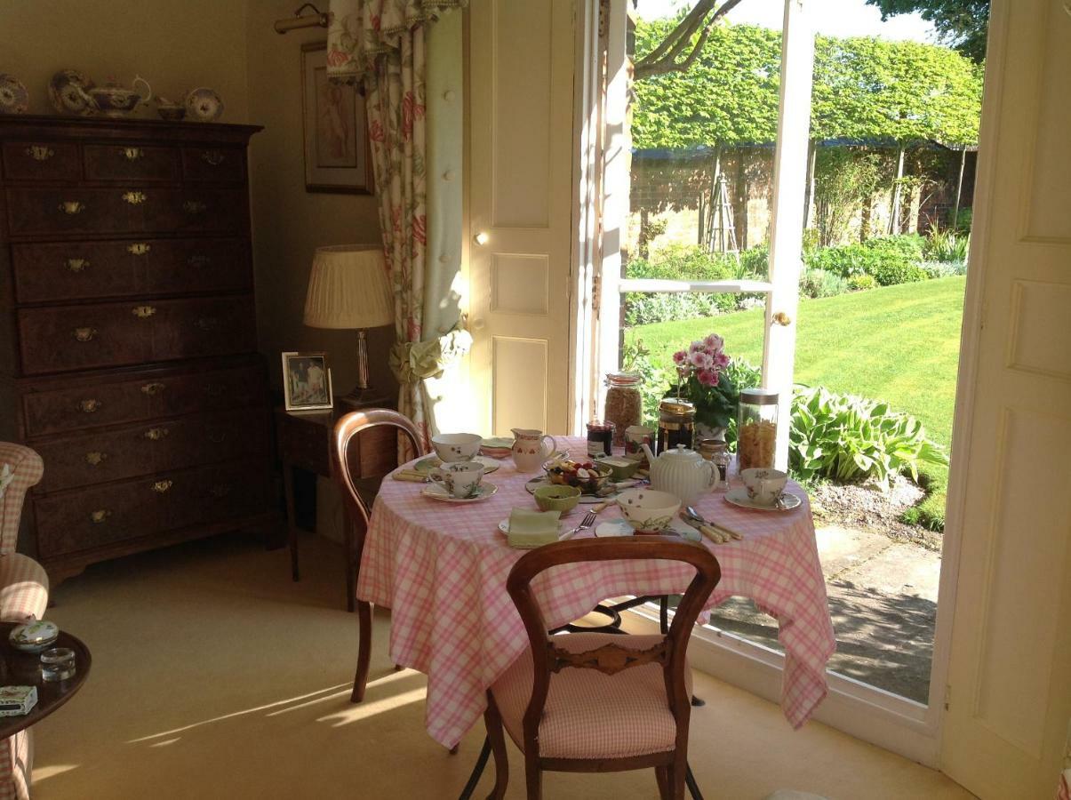 Collingbourne Kingston Brunton Farmhouse酒店 外观 照片